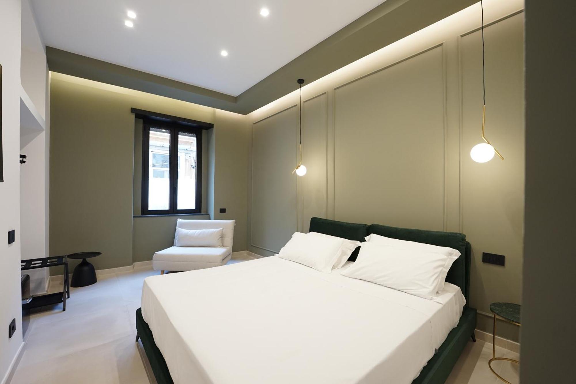 Myto Relais Naples
